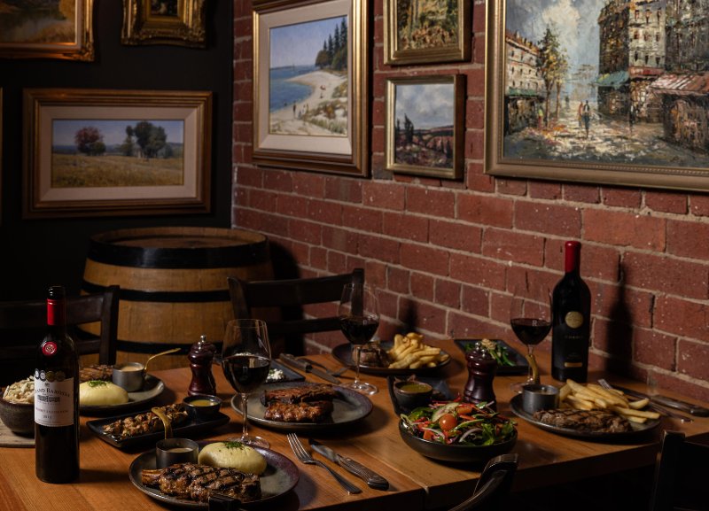 Rare Steakhouse Downtown photo 3