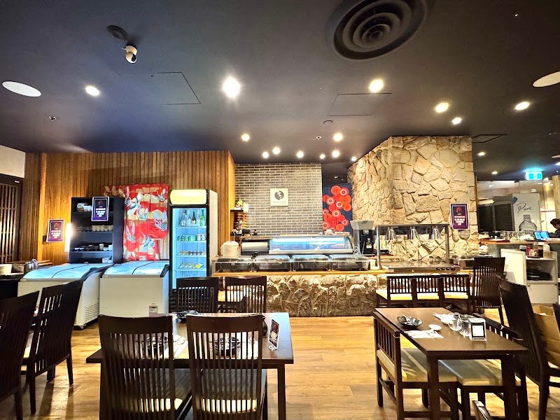 ITSUMO Japanese Restaurant & Izakaya Bar